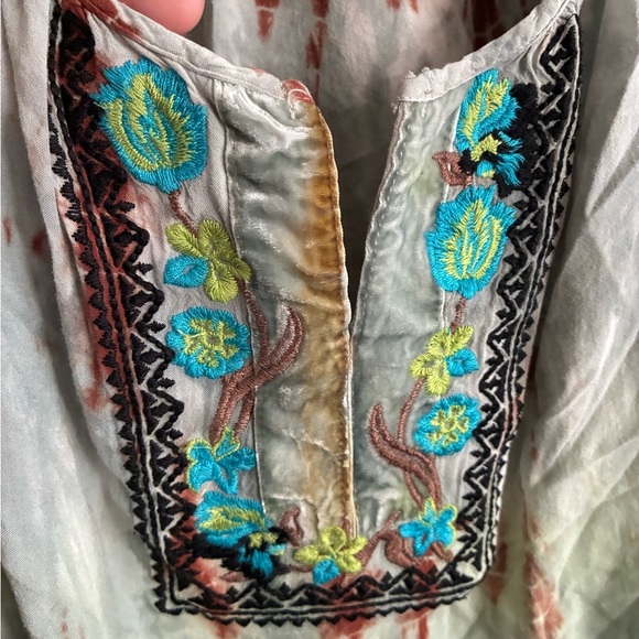 Live and Let Live Bohemian Women's Green Tie Dye 
 Blouse Sleeveless Top MP - Picture 6 of 10